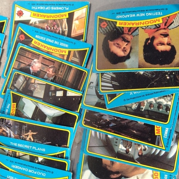 James Bond "MOONRAKER" Trading Cards Collection - Picture 4 of 6